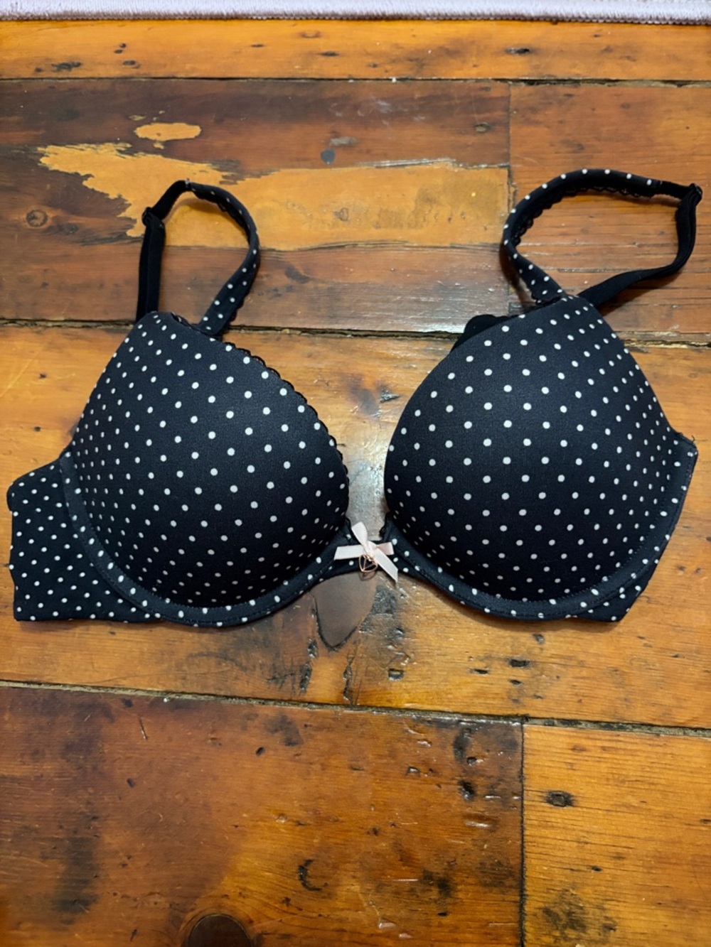 Victoria's Secret Body by Victoria push up bra size 32 C